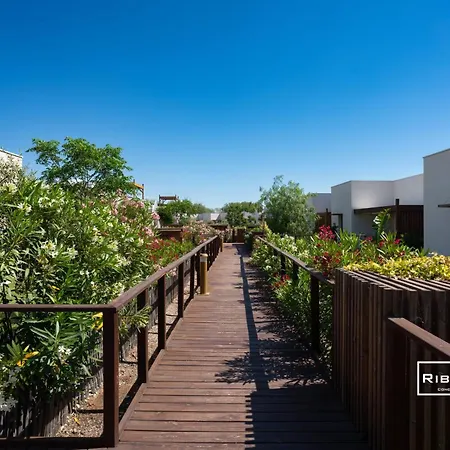 Superbe T3 Climatise Avec Wifi A 400M De La Plage Vias Exterior photo