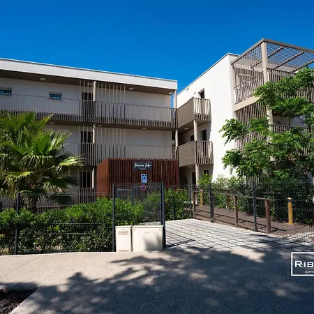 Superbe T3 Climatise Avec Wifi A 400M De La Plage Vias Exterior photo